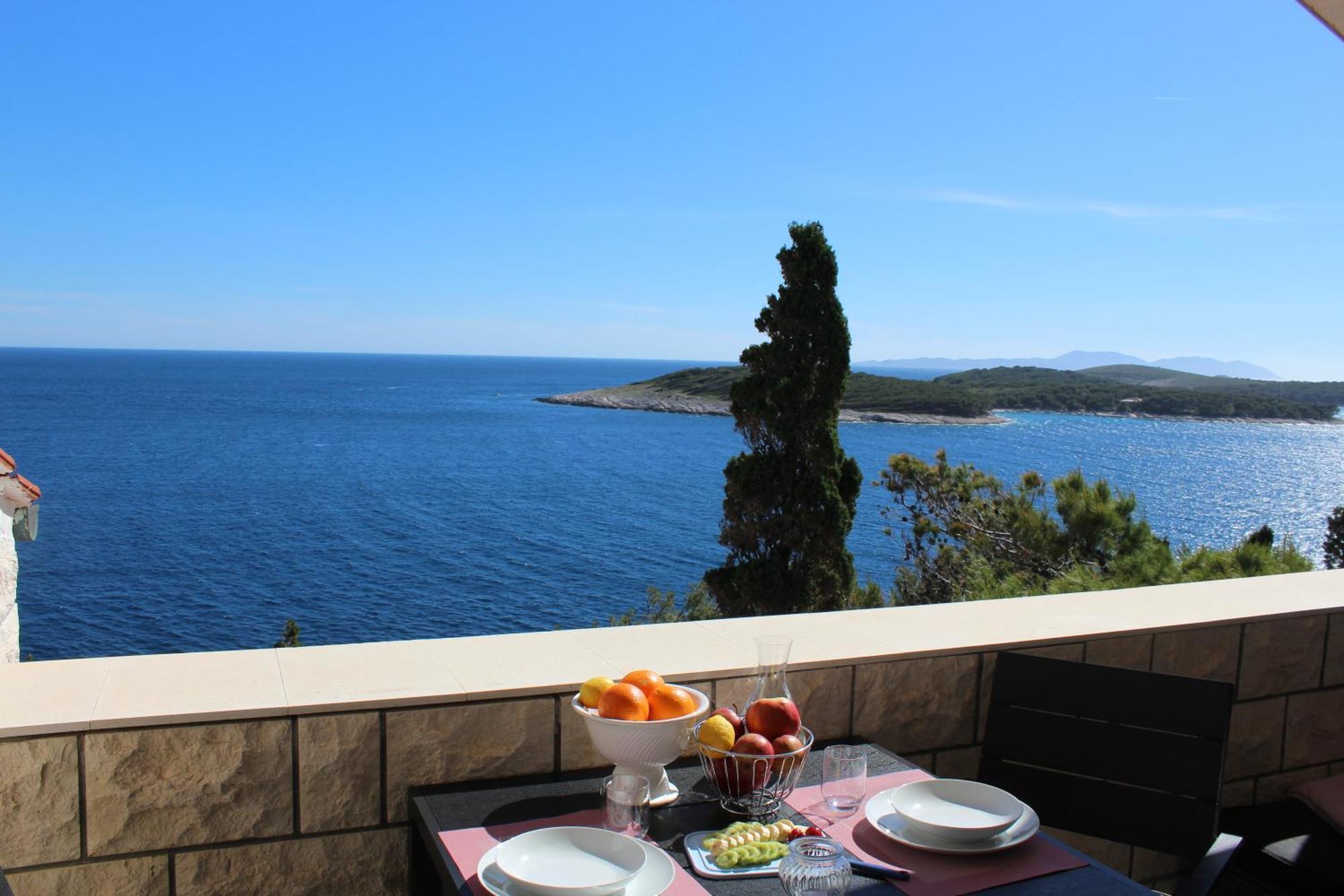 Kiki'S Haven By Villa Kristonia Hvar Town Kültér fotó